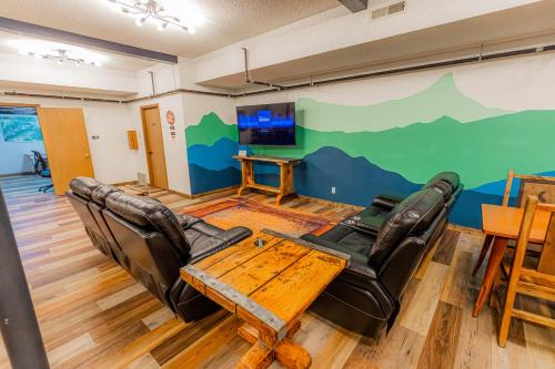 Pintler's Portal Hostel