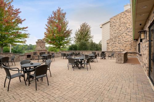 Best Western Plus Antioch Hotel & Suites - image 11