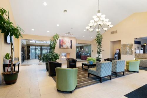 Antioch Hotel & Suites