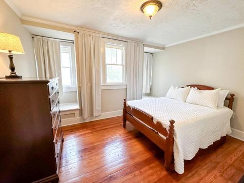 Spacious Craftsman near Staunton in Staunton, USA