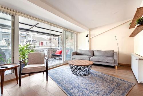 Prime location with terrace, Estambul