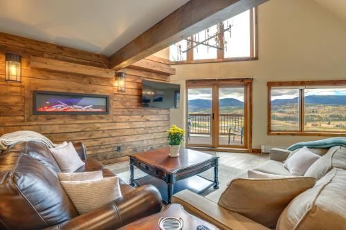 B&B Fraser - Mountain Adventure Home Base - Ski, Hike and Chill! - Bed and Breakfast Fraser