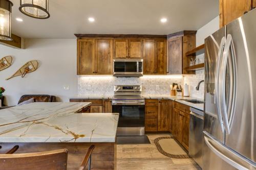 Mtn Adventure Home Base - Ski Hike and Chill! - image 11