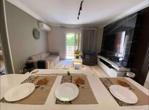 Ultra modern & super cozy apartment wz a private garden