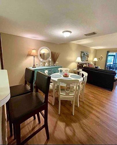 Relaxing Citrus Hills Townhouse Pool/Tennis/Golf in Hernando (FL)