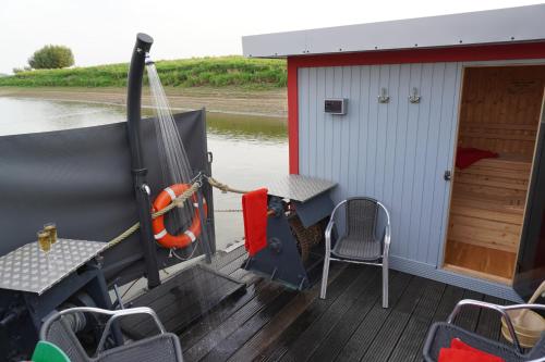 Hafen Perle - Übernachtungen auf dem Wasser- Romantik & Wellness auf dem Rhein -