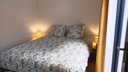 Chez Cathy et Denis in แลงโกชาร์ม