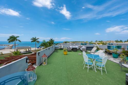 Destiny ~ Marina Villa in Saint Ann's Bay