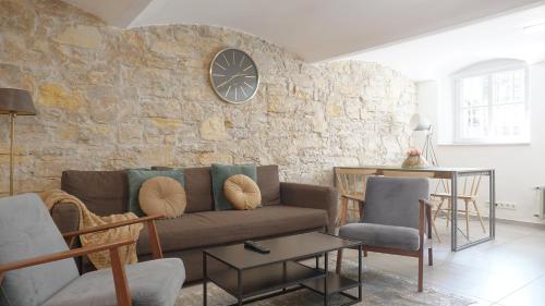 2 bedrooms, 5 beds