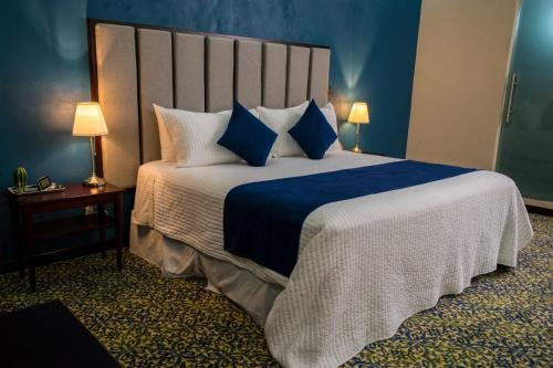 Hotel Margarita Room Type - King Room