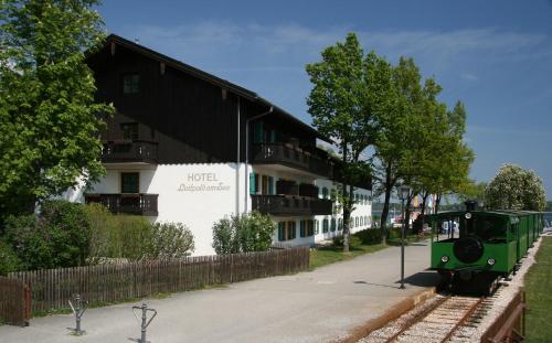 Hotel Restaurant Luitpold am See - image 11
