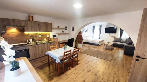 Iekārtas, Lipicai Hotel es Etterem in Zilvasvarada