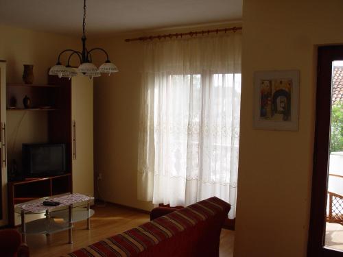 One-Bedroom Apartment with Balcony image 10