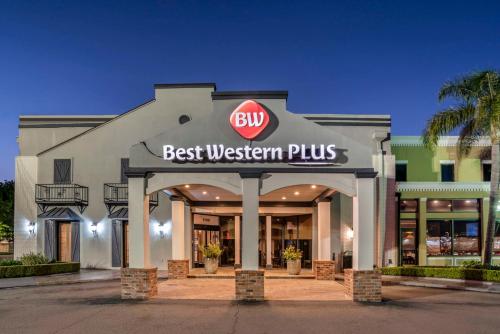 Best Western Plus Westbank - image 6