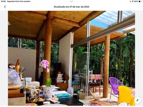 Casa arquitetura charmosa, natureza exuberante