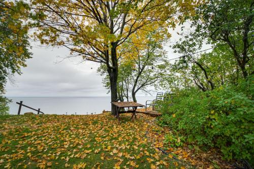 Waterfront Wahkon Cabin with Gas Grill and Fire Pit!