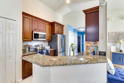 Davenport Home with Game Room, Home Theater, Pool in Davenport, USA