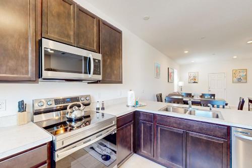 Magwins Villa @ 246 in Davenport, USA