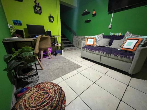 CalCoFer's house, your second home!