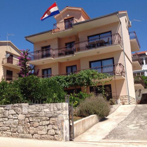  Apartmani Roić in Stari Grad