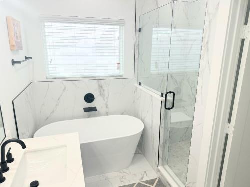 Beautiful 1 bedrooms Home Near DT MCTR in Houston, USA