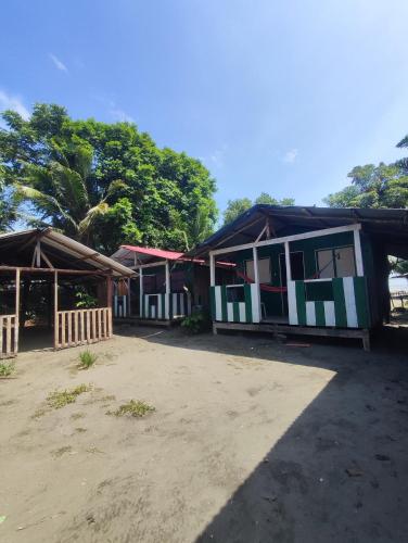 Cabañas en Playa la Barra