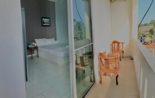 Aqil Beach Inn in Marang