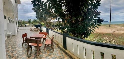 Aqil Beach Inn in Marang