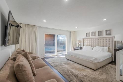 ৎ୭Hills Viewৎ୭ Pool Jacuzi &More in Los Angeles, USA
