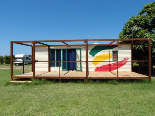2 bedrooms, 4 beds