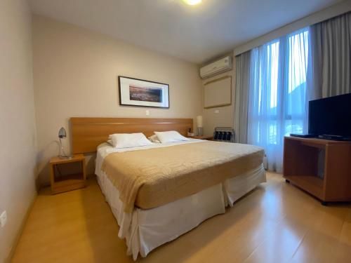 One-Bedroom Apartment image 5