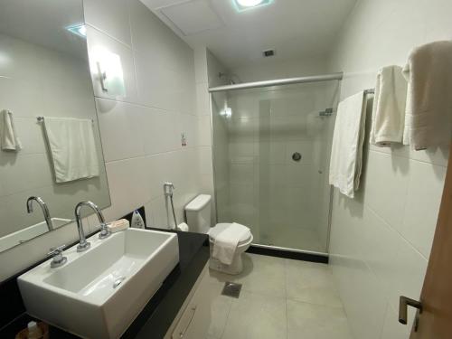 One-Bedroom Apartment image 6