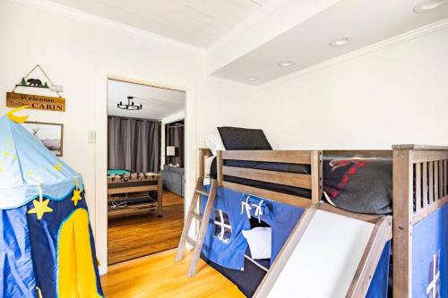 Golden Acres Ranch Hot Tub+Gameroom+Creek & wifi in Highlands, USA