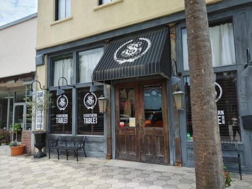 Welcome to the Kind Apartment! in Brunswick