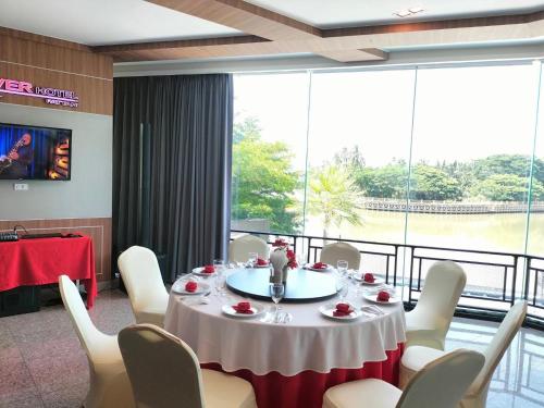 River Hotel Pattani
