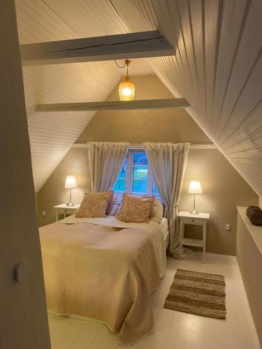  Sofies Hus - 80m2 Bondehus med spabad i haven in Store Heddinge