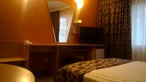 Family Hotel Yagoda88 - Free Parking, Sofia (photo 9)