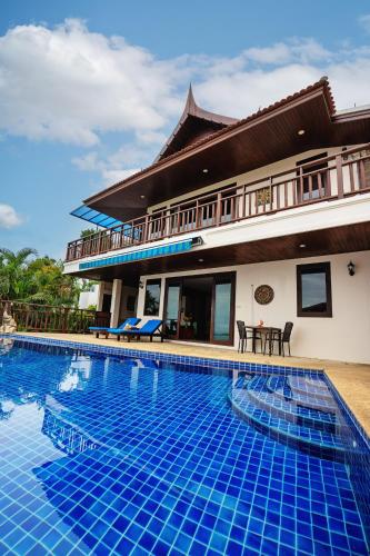 Sandalwood Luxury Villa Resort