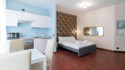 One-Bedroom Apartment image 10