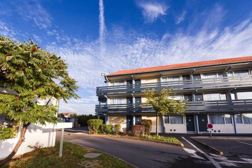 Campanile Villeneuve St Georges - image 11