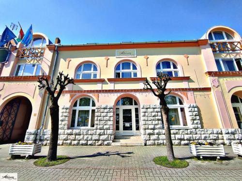 Átrium Hotel Harkány, Harkány bei Kastélyosdombó