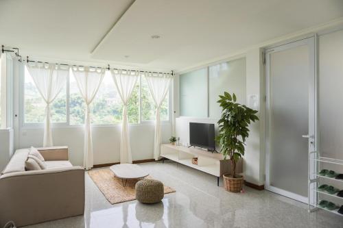 2 bedrooms, 3 beds