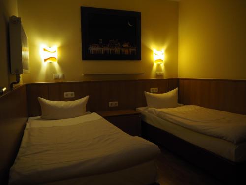 Altan Hotel - image 14