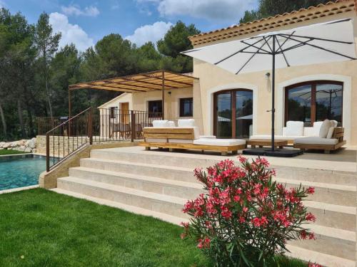 Villa de luxe en Luberon - Piscine chauffée - Location, gîte - Puget