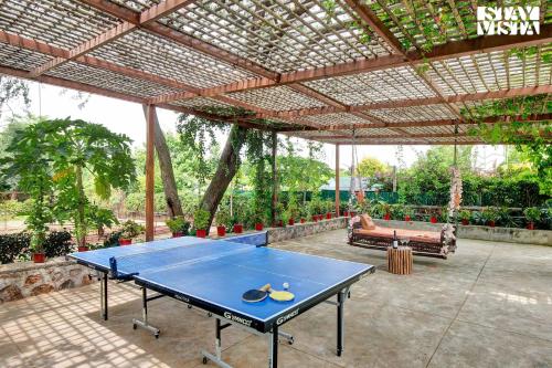 StayVista's Idyllic Farmstay - Glasshouse - Amidst Orchards with Lawn featuring a Gazebo, Splash Pool & Massage Chair