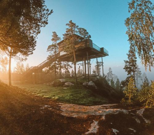 Luksushytte på Sørlandet, med utendørs Jaquzzi.