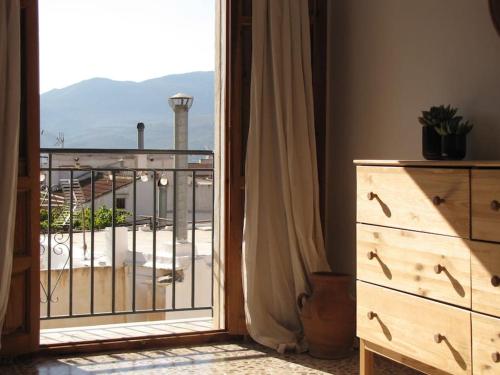 Peaceful Townhouse Retreat in Orgiva