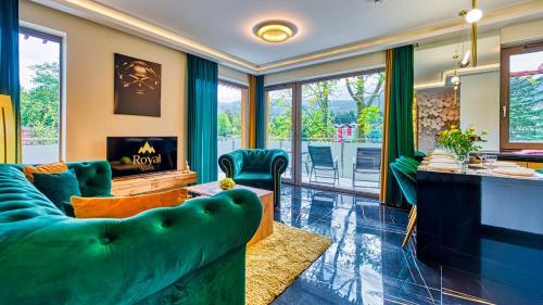 Apartamenty z basenem i saunami STONE HILL RESORT VIP Centrum by Royal Aparts, Szklarska Poręba (foto 8)
