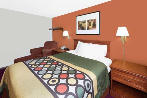 Super 8 by Wyndham Algona - image 8