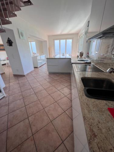 kuhinja, Sweet View in Gandria